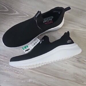 Womens Skechers Ultra Flex 56110 BKW Black Knit Slip On Sneakers Shoes